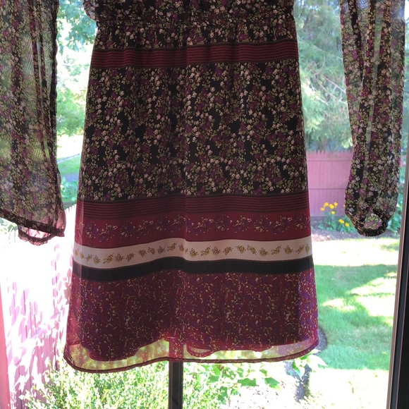 Floral dress. Long sleeves - Picture 3 of 4